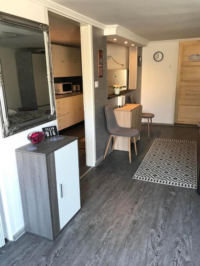 شقة زلاكاروس  في Nagyok Apartman المظهر الخارجي الصورة
